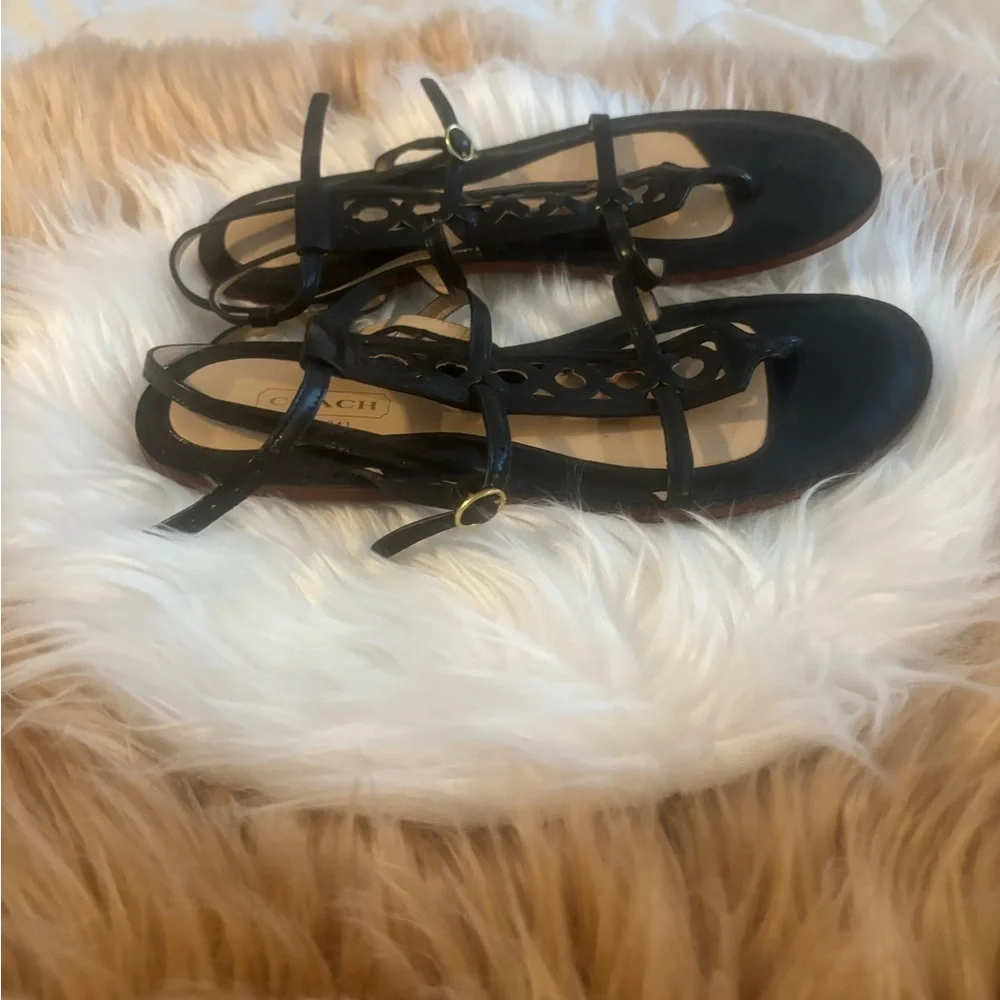 BLACK COACH AVIATORS, SIZE 6. - Picture 5 of 6